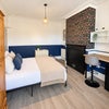 Photo 8: Room 1