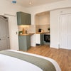 Photo 2: Studio 1 - The Bay