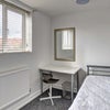 Photo 2: Room 1 (non en-suite room)