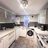Photo 7: Kitchen 