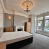 Photo 2: Spacious Double Room