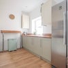Photo 10: Kitchen