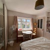 Photo 6: Room 2