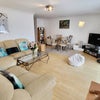 Photo 3: Living area 