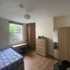 Photo 6: Room 2