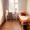 Photo 8: single/study room