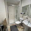 Photo 7: Upstairs bathroom 