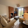 Photo 9: Lounge