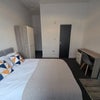 Photo 6: Room 5 En-Suite