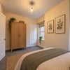 Photo 9: Room 4