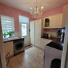Photo 4: Kitchen