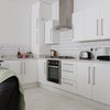 Photo 5: Kitchen 
