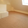 Photo 7: bedroom