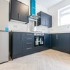 Photo 3: Kitchen 2/2