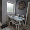 Photo 6: Kitchen
