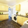 Photo 5: Kitchen 