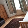 Photo 3: Room 1