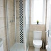 Photo 4: Room 4 ensuite