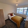 Photo 16: Room 2 En Suite