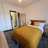 Photo 2: Room 2 En Suite