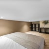 Photo 5: Room 2