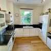 Photo 7: Kitchen
