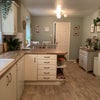 Photo 7: Kitchen