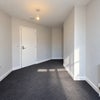 Photo 4: Room 1