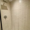 Photo 4: En Suite Bathroom