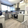 Photo 4: Kitchen