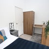 Photo 4: Room 3