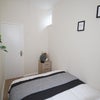 Photo 6: Bedroom