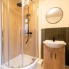 Photo 10: Shared bathroom