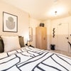 Photo 2: Room 6