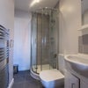 Photo 5: Ensuite to Room 3