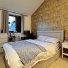 Photo 5: Furnished room option