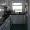 Photo 4: kitchen