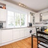 Photo 4: Kitchen
