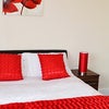 Photo 1: bedroom