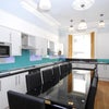 Photo 4: Spacious shared kitchen