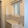 Photo 3: en-suite