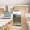 Photo 2: Kitchen