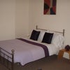 Photo 2: Double bedroom 2