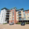 Photo 1: Breeze external view