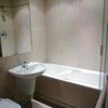 Photo 3: en-suite
