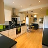 Photo 2: Kitchen