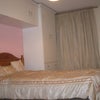 Photo 2: bedroom