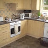 Photo 3: kitchen