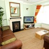 Photo 2: Lounge