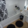 Photo 4: Bathroom